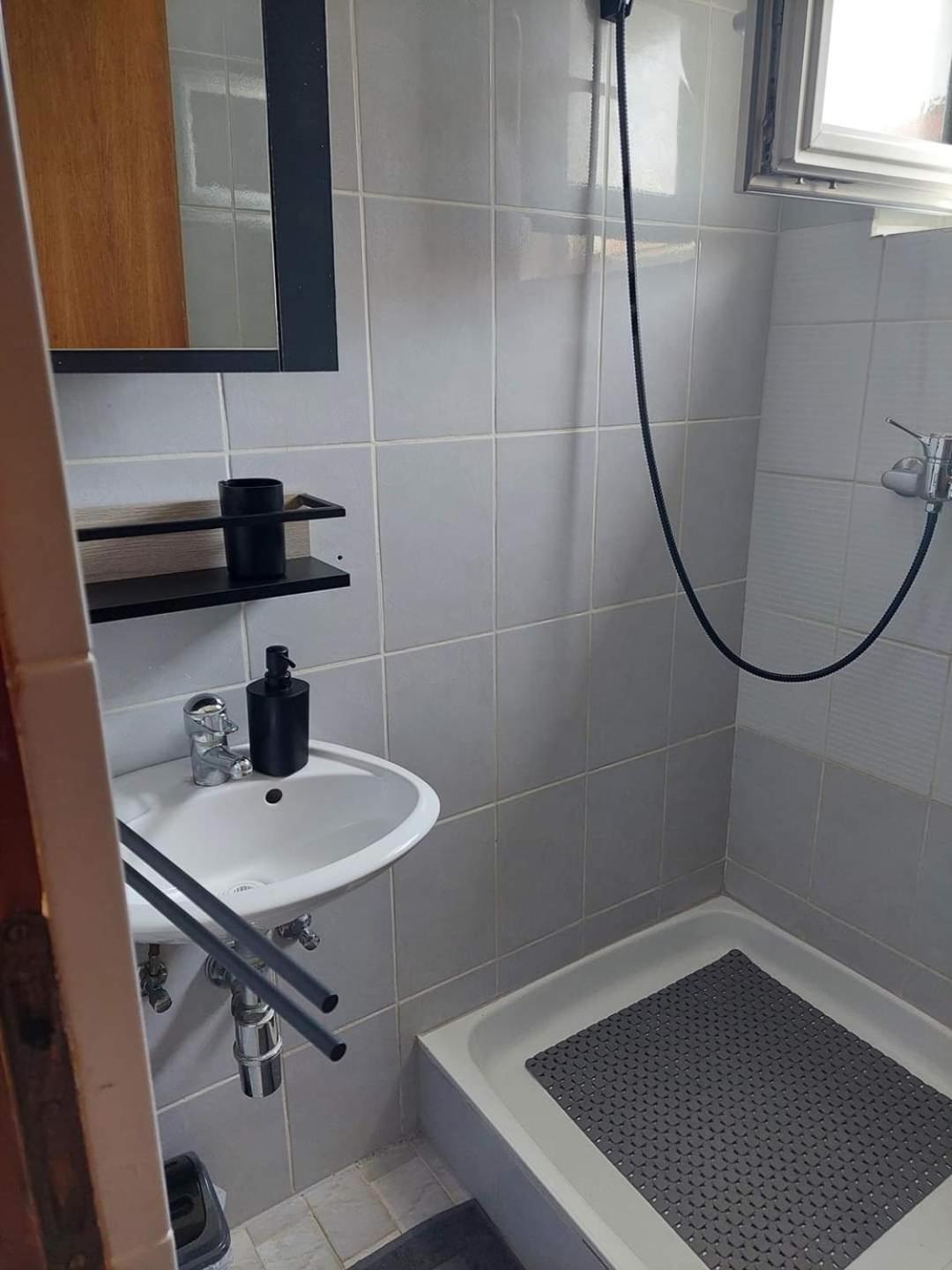 Apartmani Suhi Brod Medulin Ngoại thất bức ảnh
