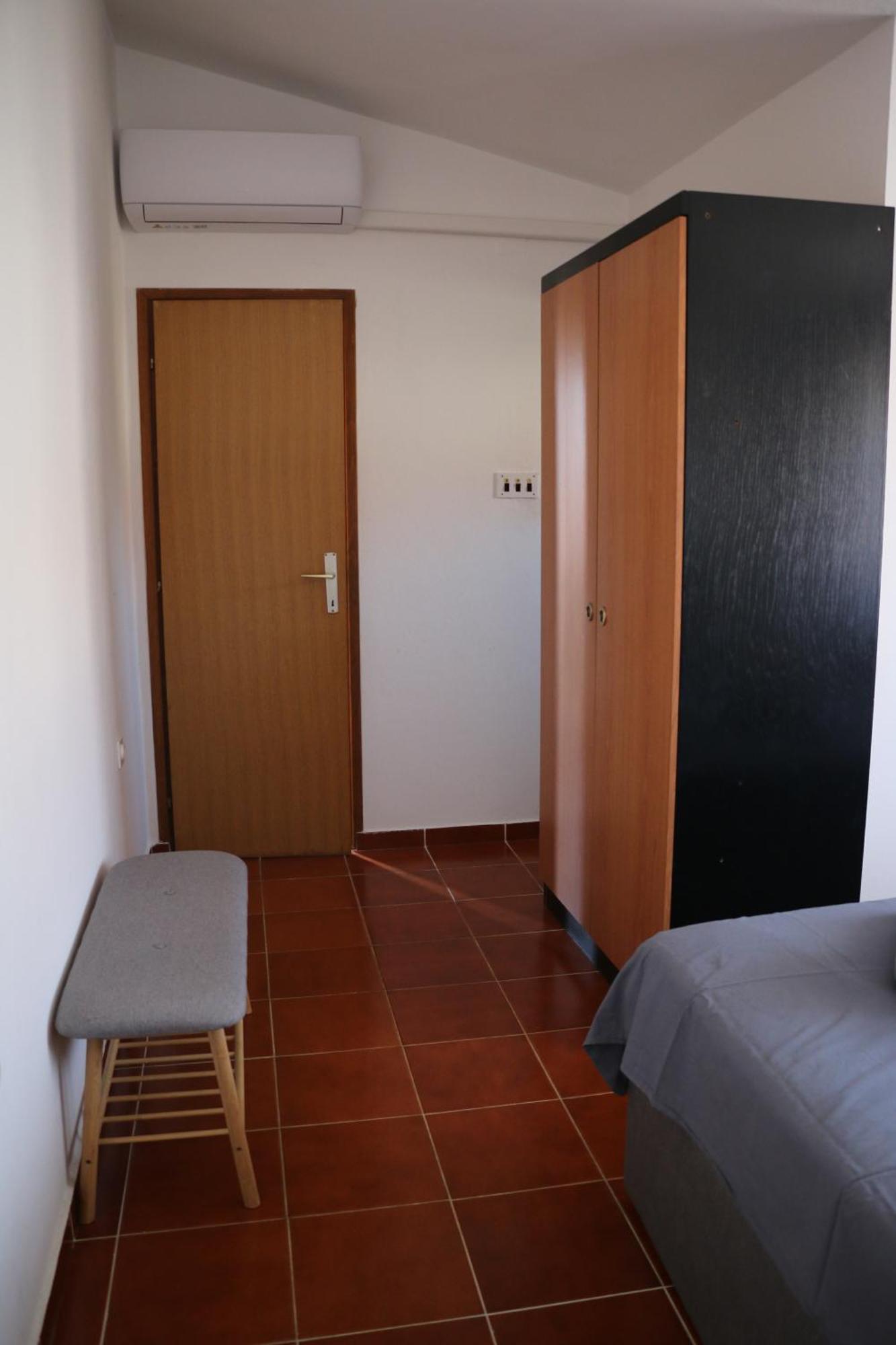 Apartmani Suhi Brod Medulin Ngoại thất bức ảnh