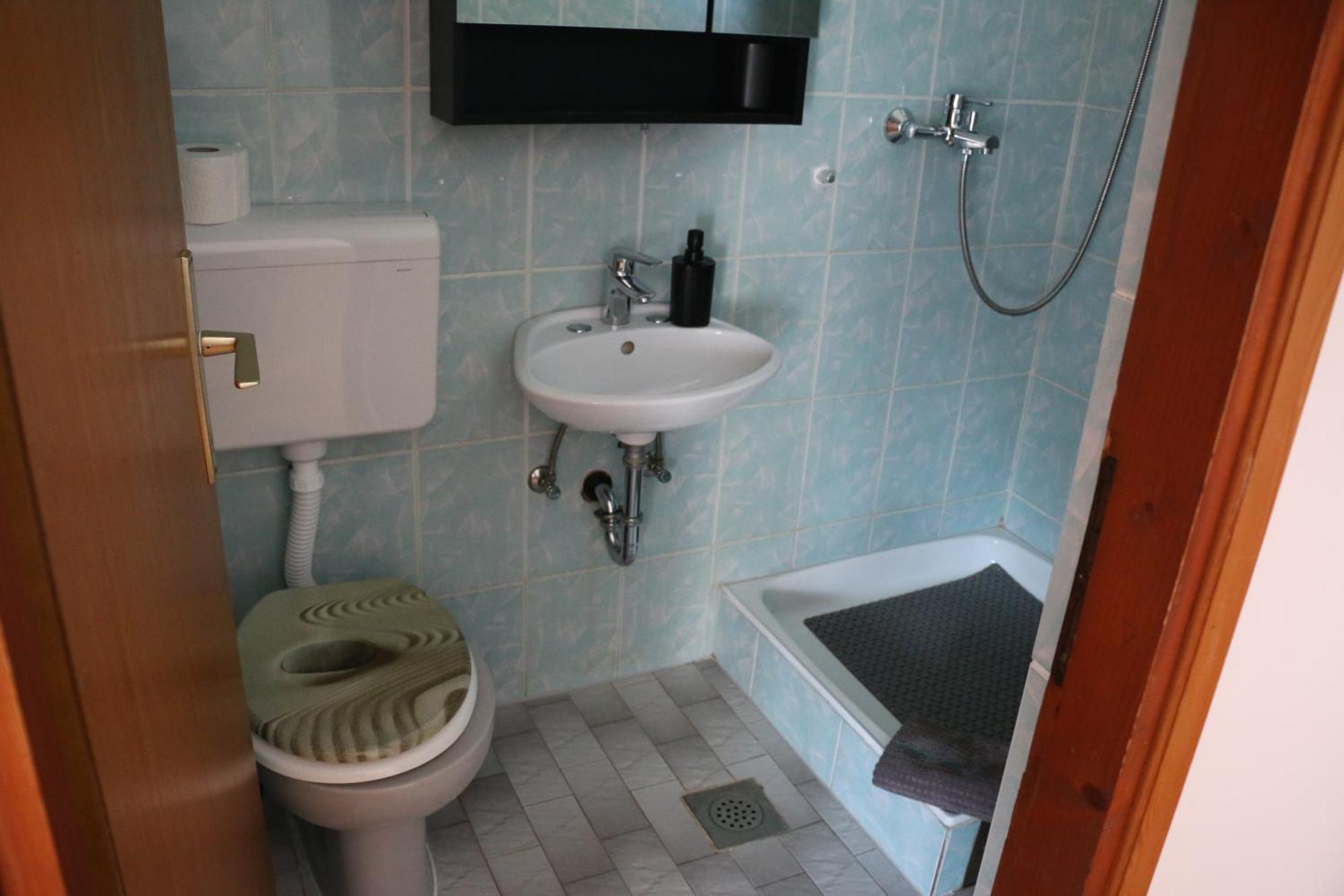 Apartmani Suhi Brod Medulin Ngoại thất bức ảnh