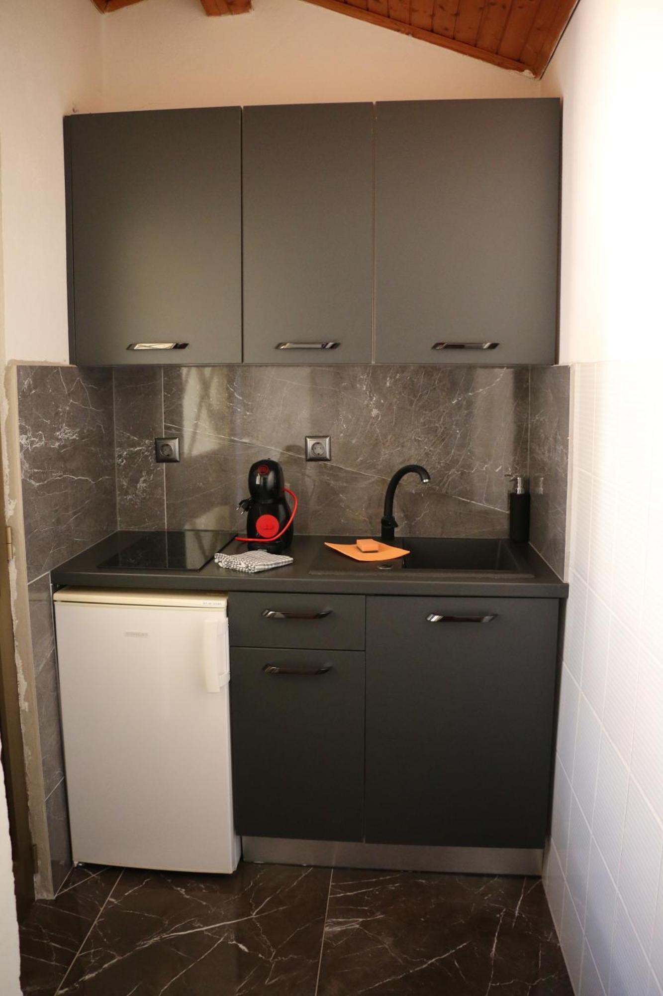 Apartmani Suhi Brod Medulin Ngoại thất bức ảnh